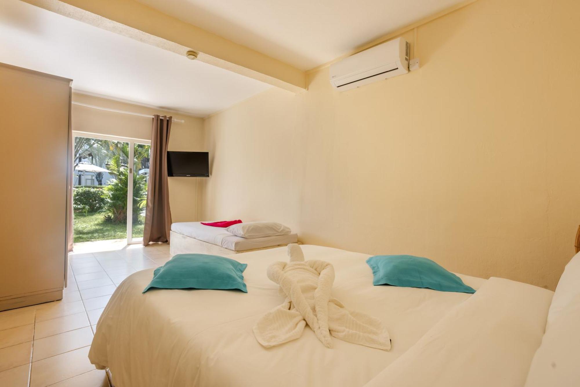 Cocotiers Hotel - Mauritius Baie-du-Tombeau Kültér fotó