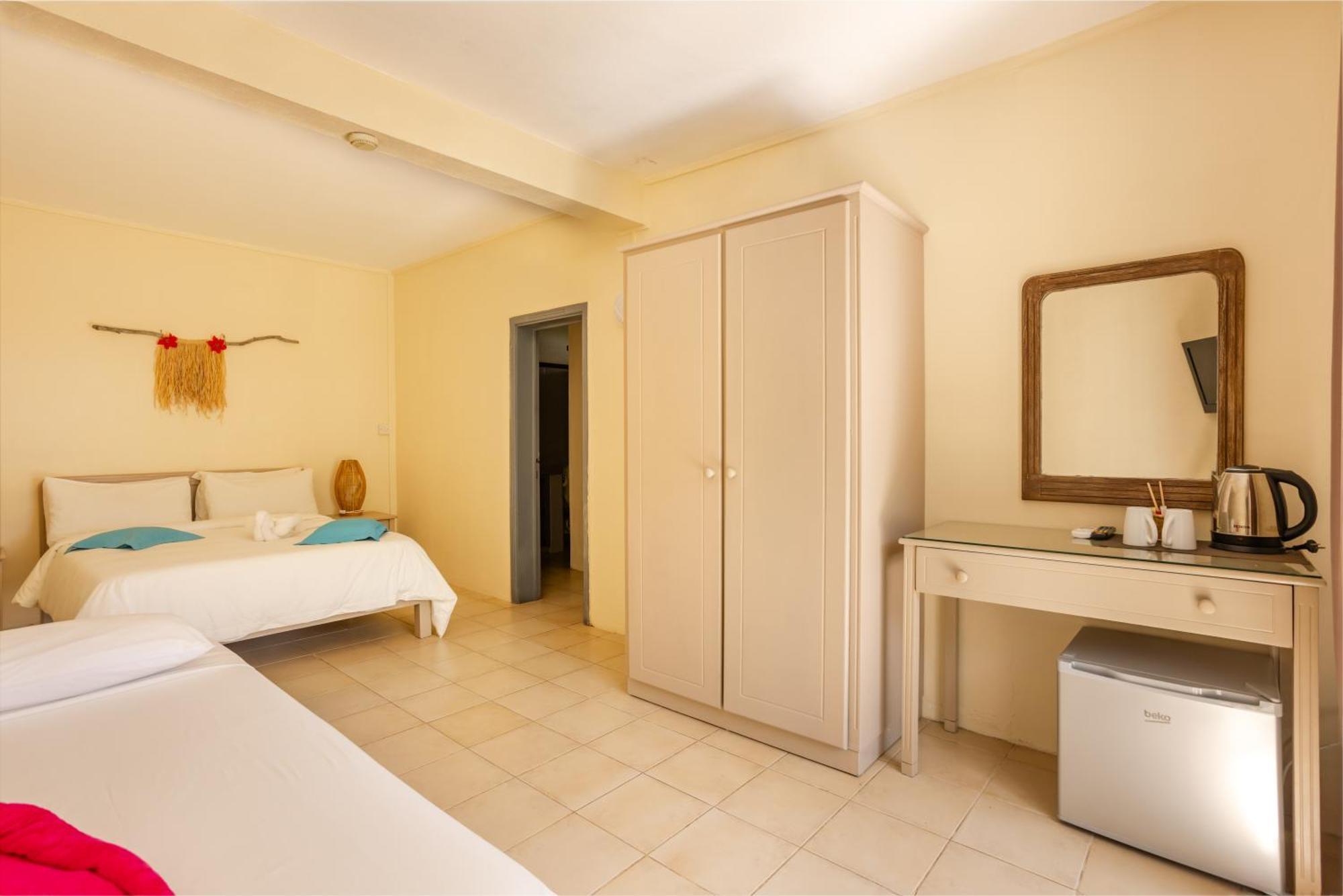 Cocotiers Hotel - Mauritius Baie-du-Tombeau Kültér fotó